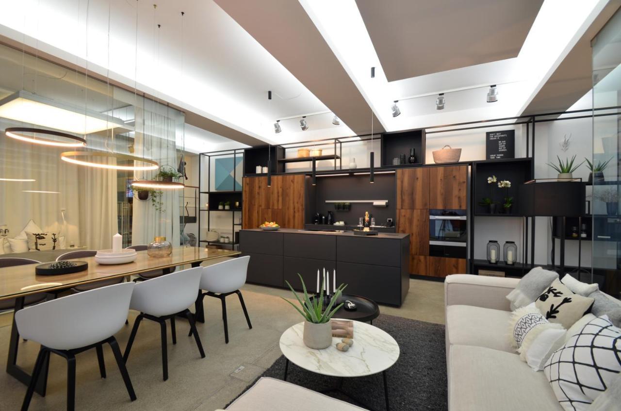 Luxury Omaruru Lägenhet München Exteriör bild